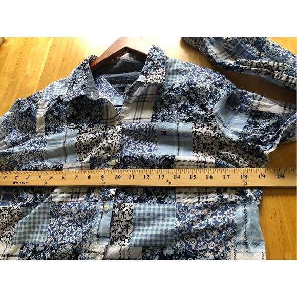 Tommy Hilfiger Women's Cotton Patchwork-Print Roll-Tab Shirt Size M - Picture 9 of 13